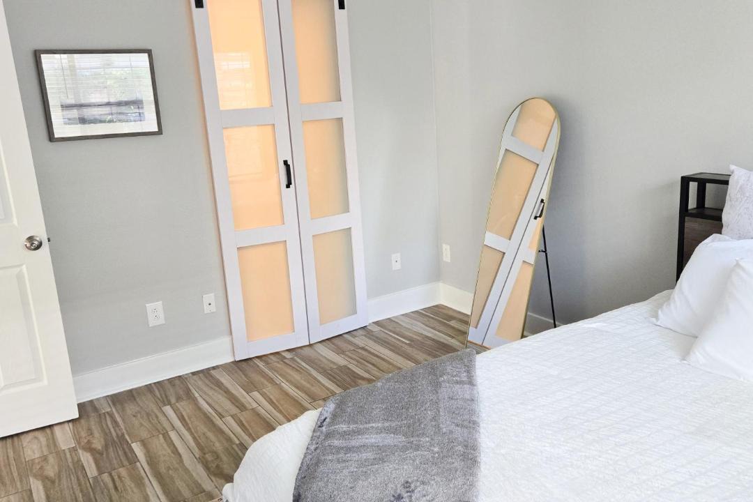 Photo of Bedroom in Downtown