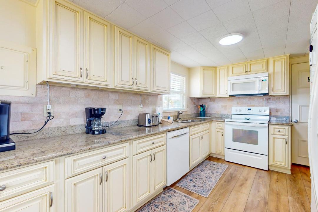 Photo of Kitchen in Dauphin Island