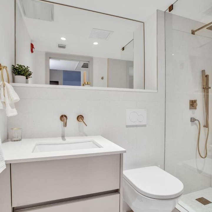 Photo of Bathroom in South Pointe