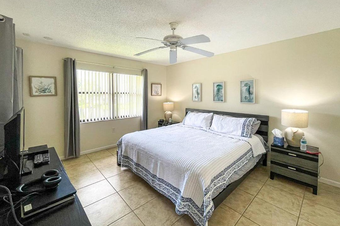 Photo of Bedroom in Trailer Estates