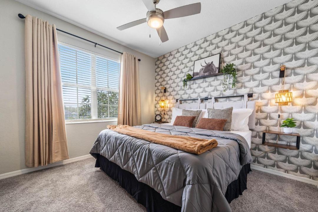 Photo of Bedroom in Westchase