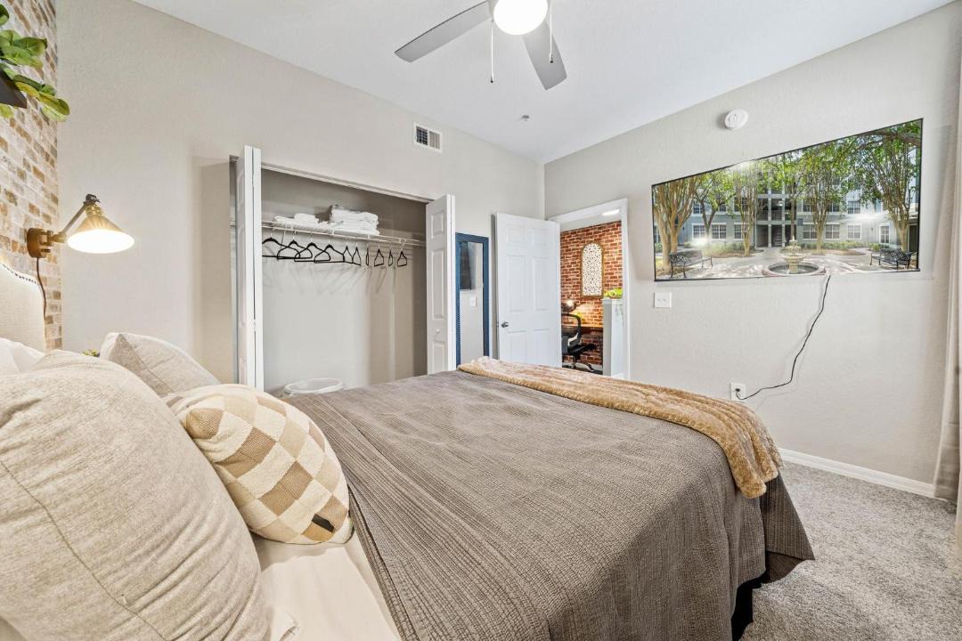 Photo of Bedroom in Westchase