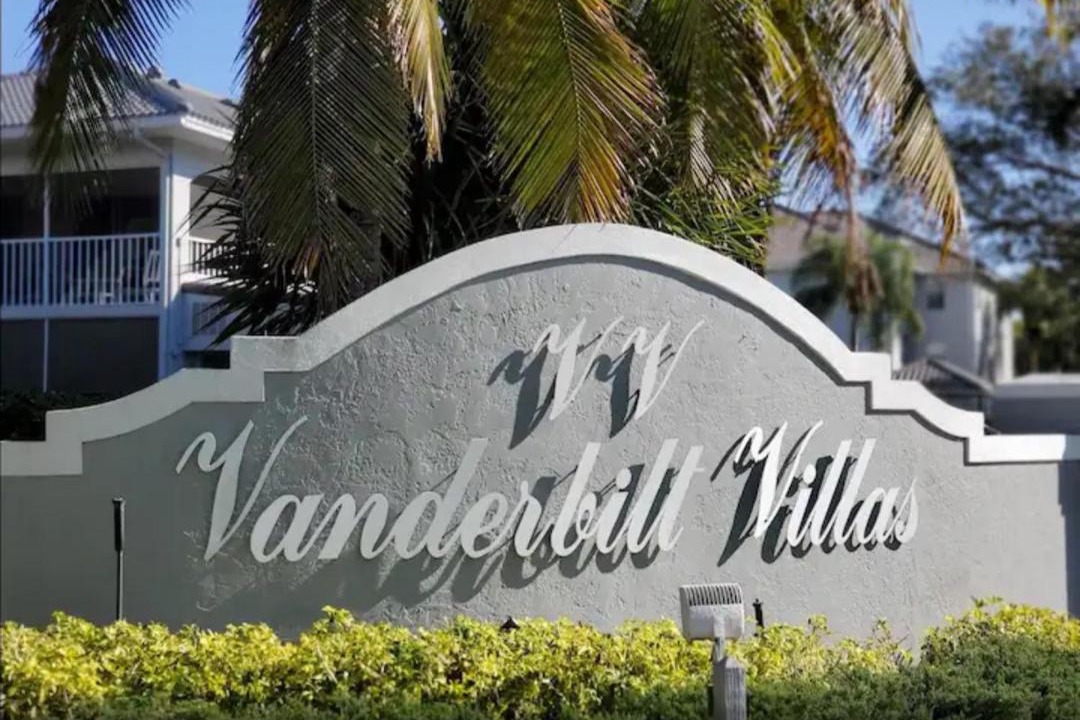 Photo of Others in Vanderbilt Beach