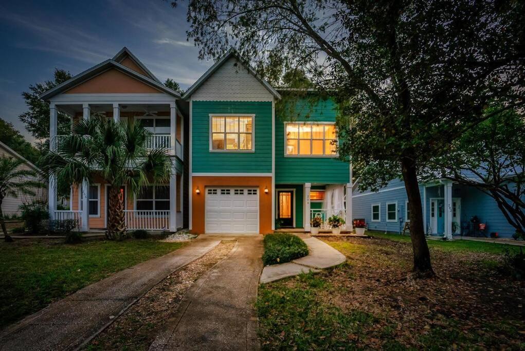 Photo of Buildings in Mount Dora