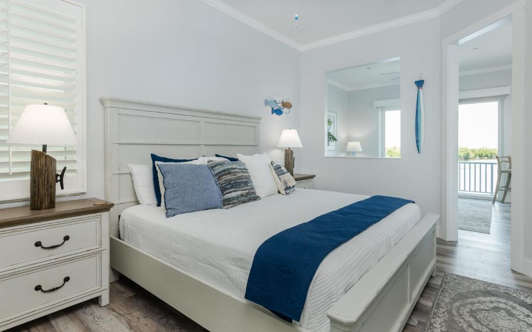 Photo of Bedroom in Cape Harbour