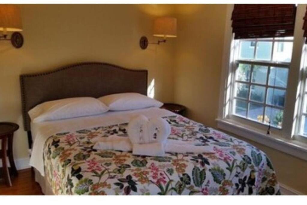Photo of Bedroom in Southside