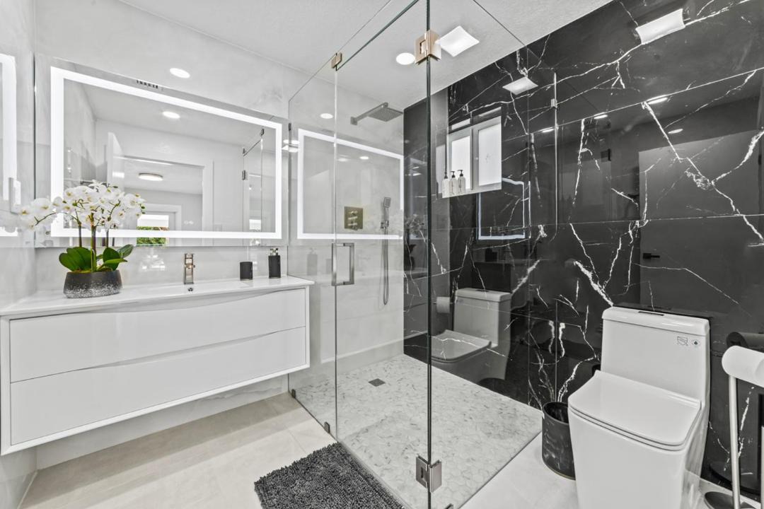 Photo of Bathroom in Miami Gardens