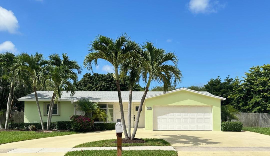 Photo of Others in Palm Beach - West Palm Beach