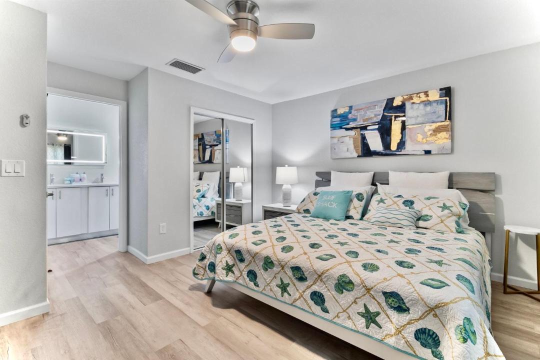 Photo of Bedroom in South Gulf Cove