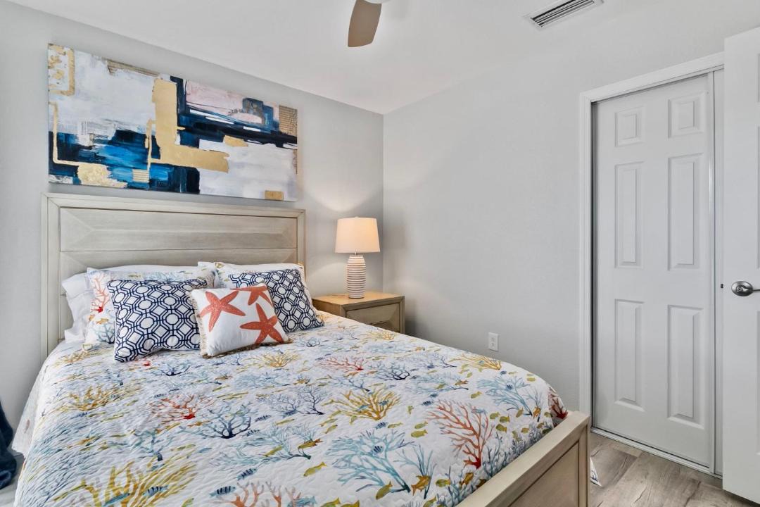 Photo of Bedroom in South Gulf Cove