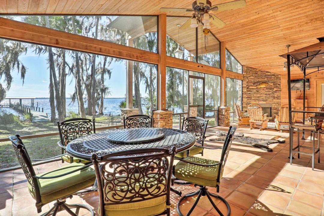 Photo of Patio Balcony in Welaka