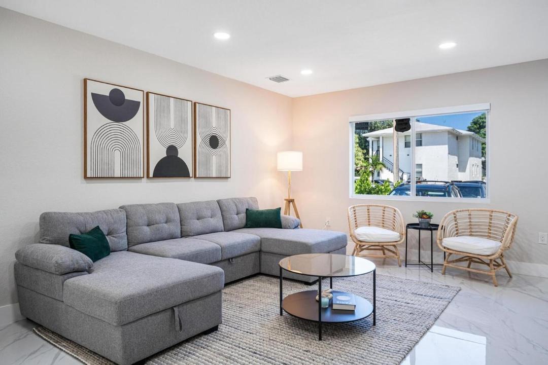 Photo of Livingroom in Little Haiti