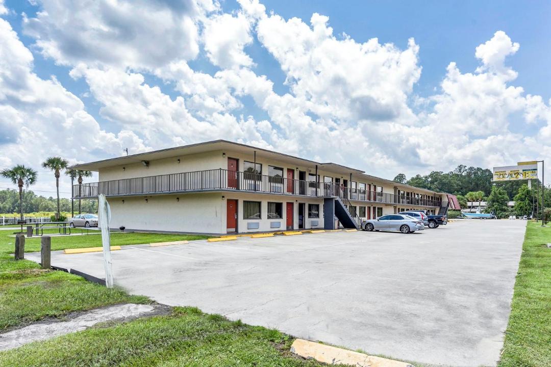 Photo of Others in MacClenny