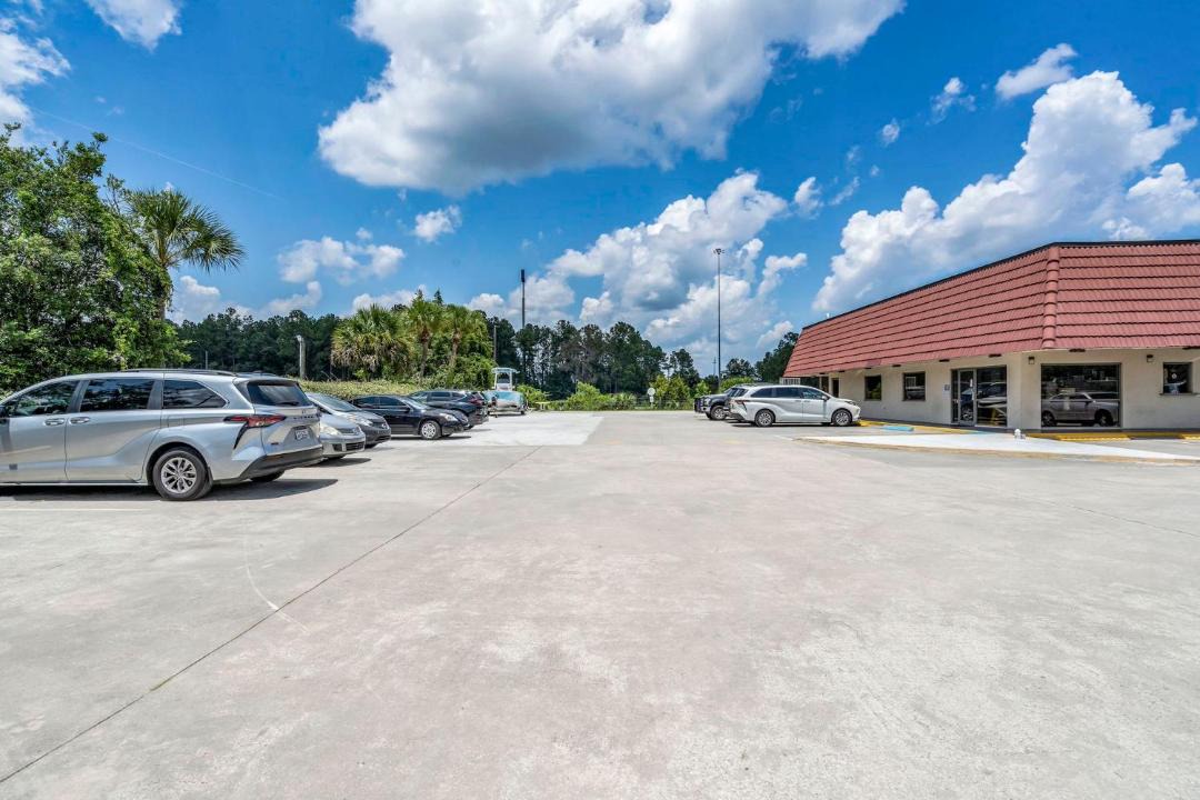 Photo of Others in MacClenny