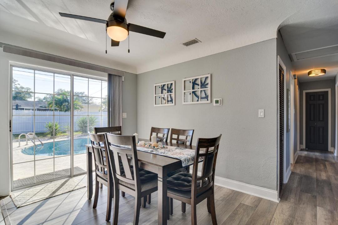 Photo of Livingroom in Pinellas Park