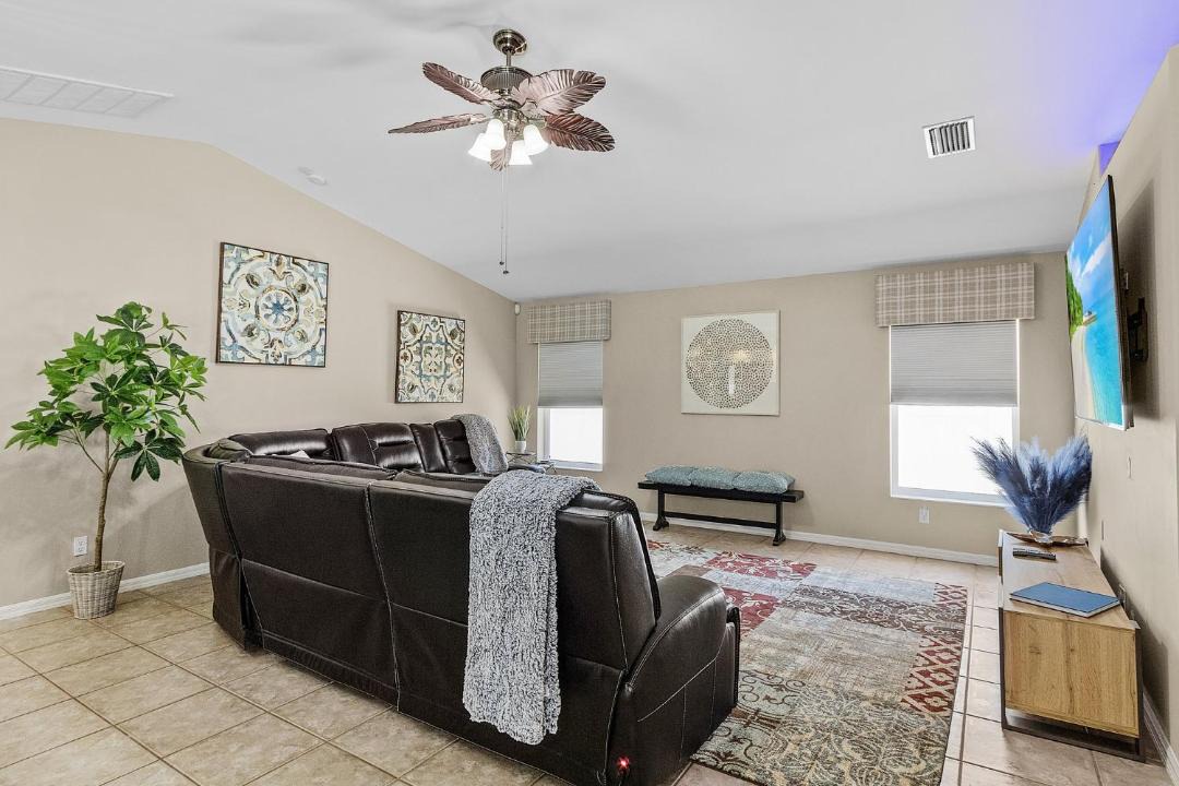 Photo of Livingroom in Fort Myers