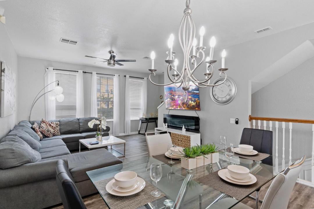 Photo of Livingroom in Florida Central Atlantic Coast