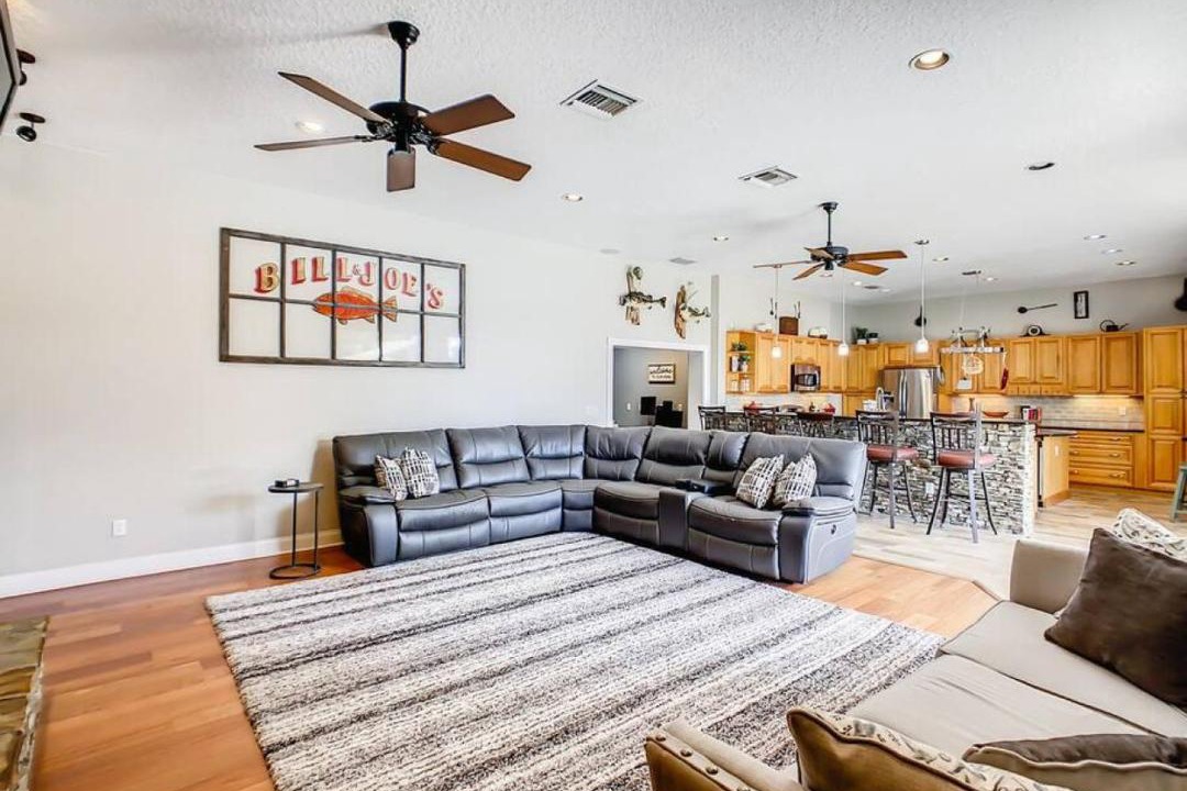 Photo of Livingroom in Fairvilla