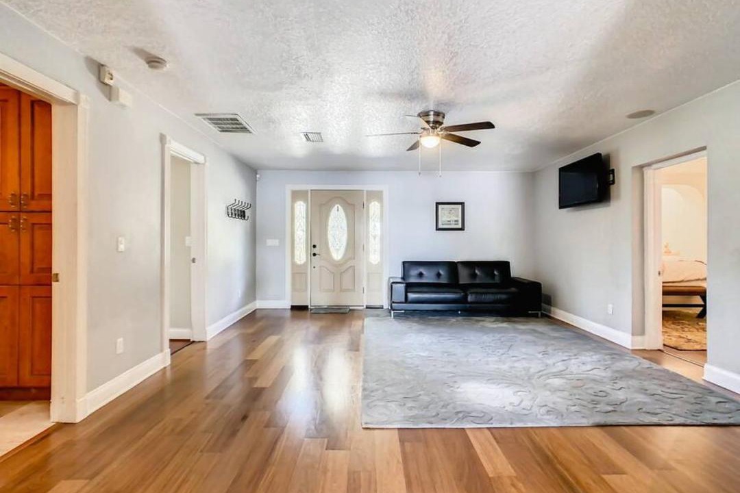 Photo of Livingroom in Fairvilla