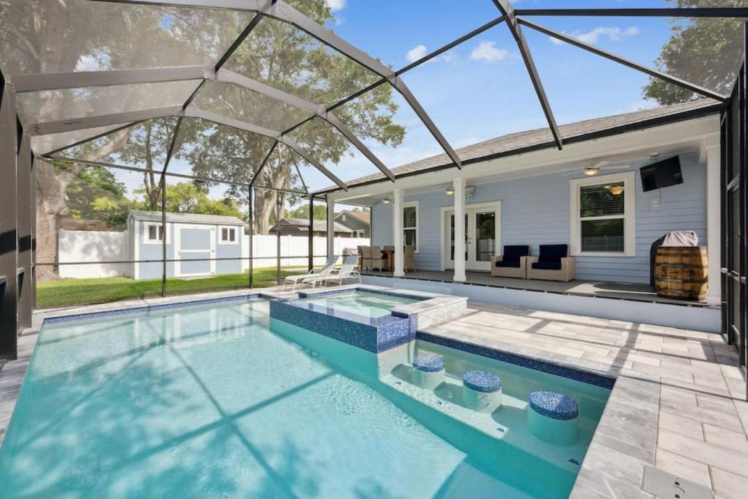 Photo of Outdoor in Riverside Heights