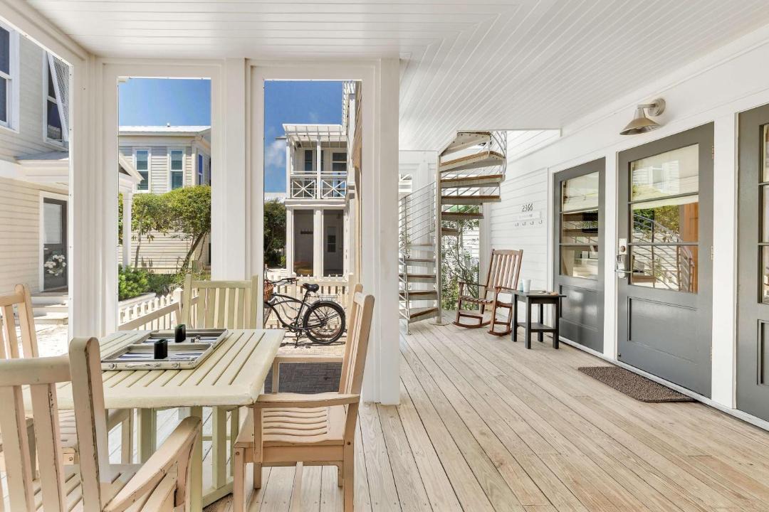 Photo of Patio Balcony in Seaside