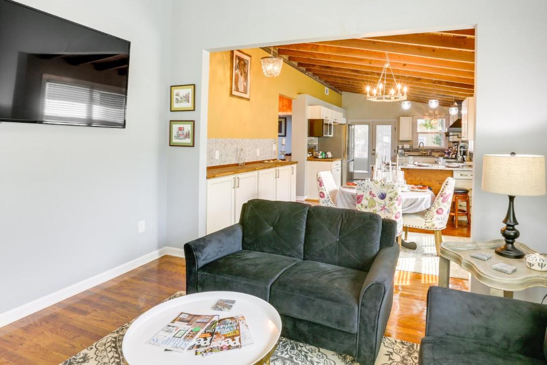 Photo of Livingroom in Quincy