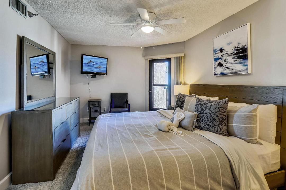 Photo of Bedroom in North Redington Beach