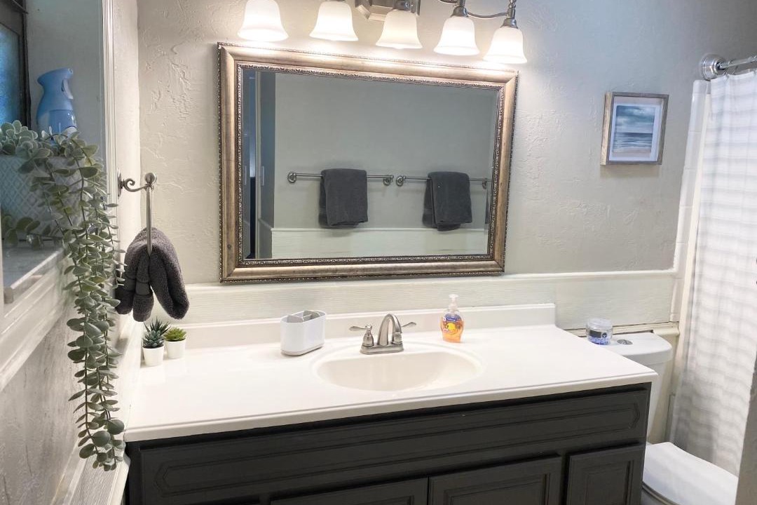 Photo of Bathroom in Cooper City