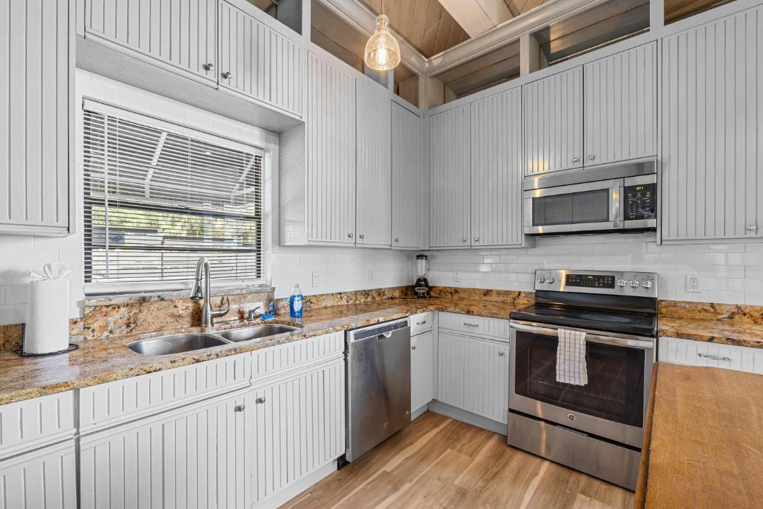 Photo of Kitchen in Temple Crest