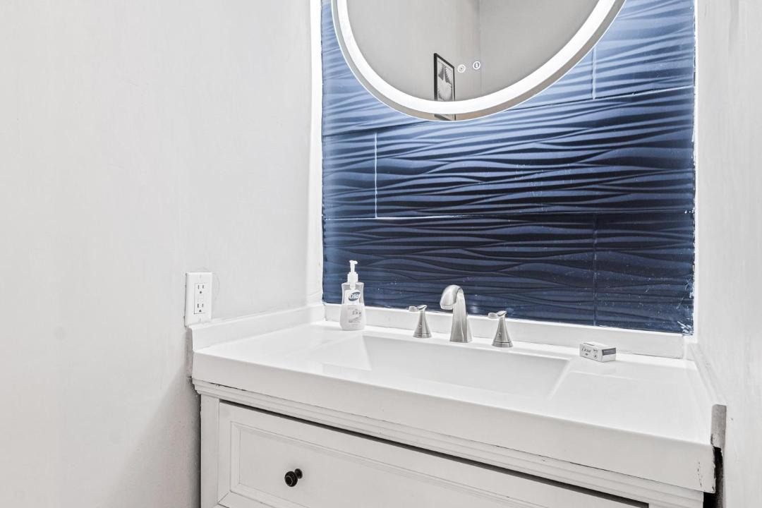 Photo of Bathroom in Temple Crest