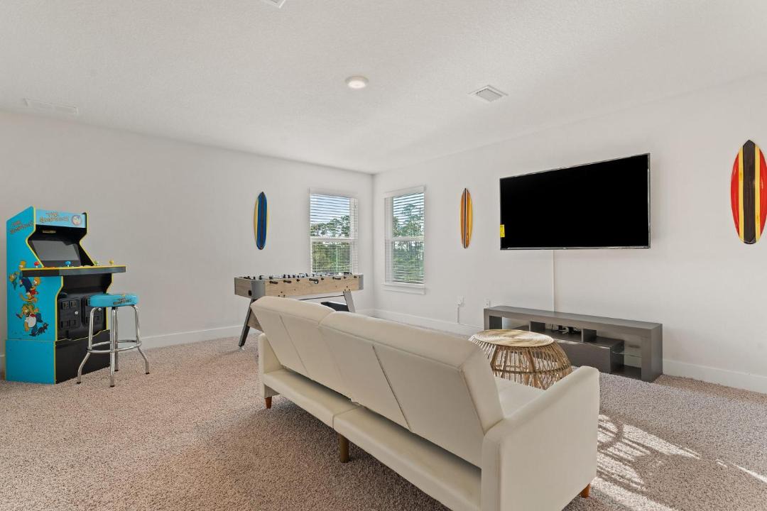 Photo of Livingroom in Ono Island