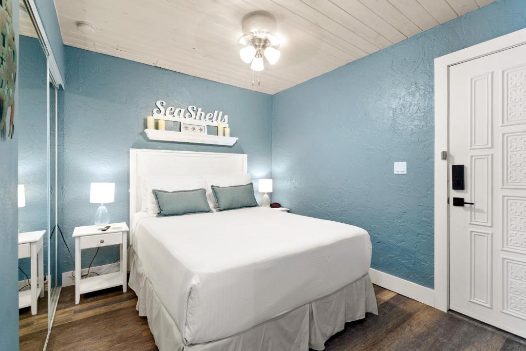 Photo of Bedroom in Marathon