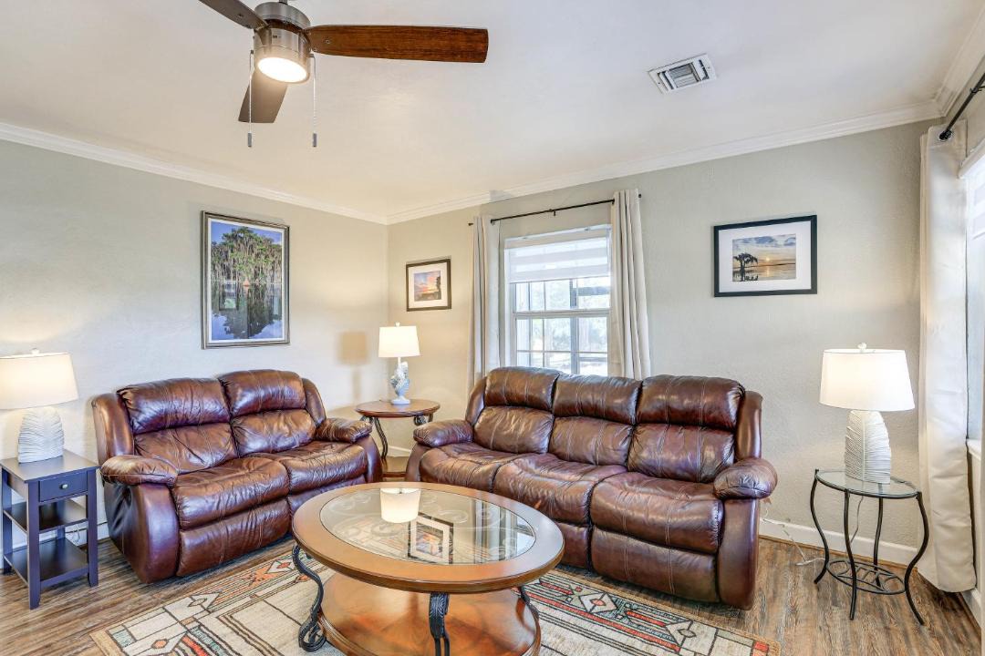 Photo of Livingroom in O Brien