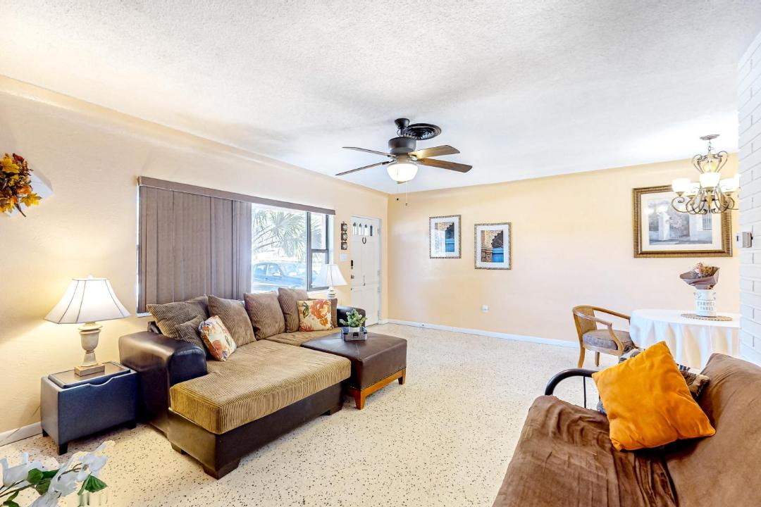 Photo of Livingroom in South Pinellas Community Council