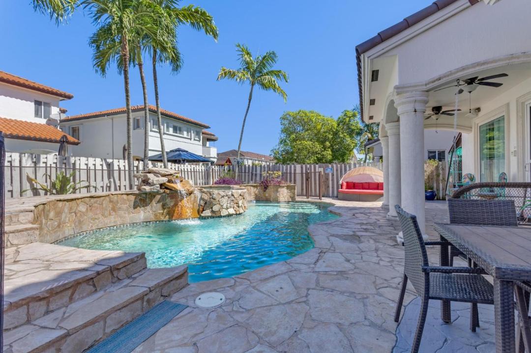 Photo of Outdoor in Tamiami