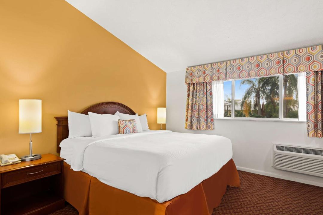 Photo of Bedroom in Port Saint Lucie