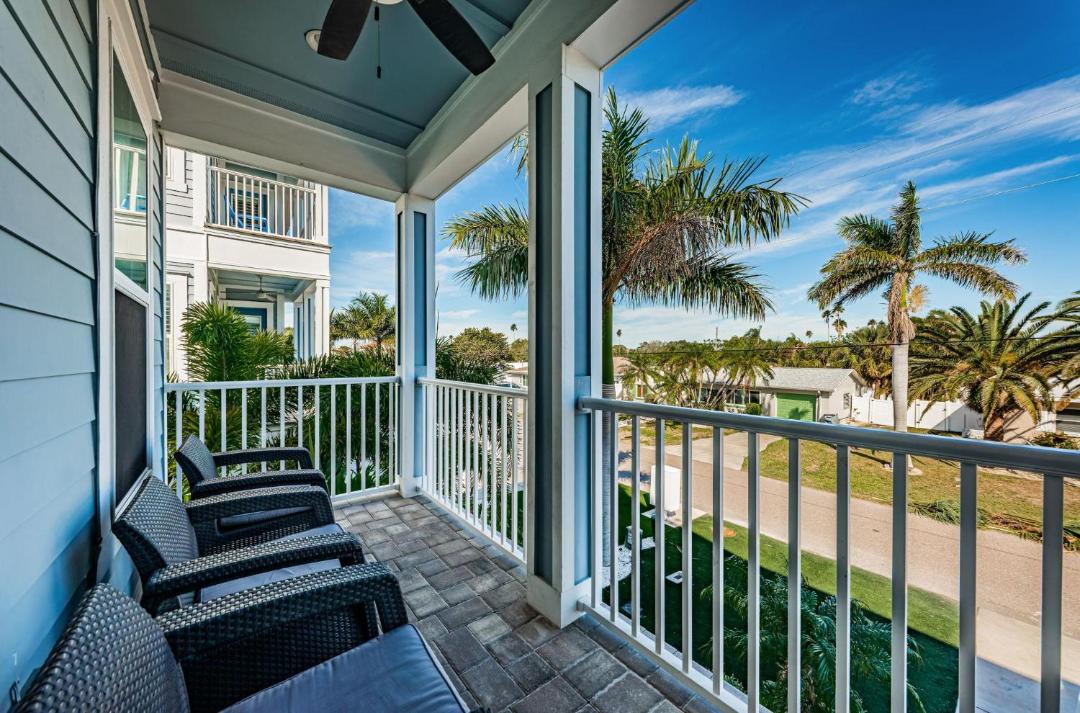 Photo of Patio Balcony in Redington Beach