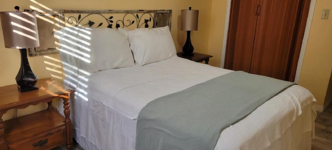 Photo of Bedroom in Tropic