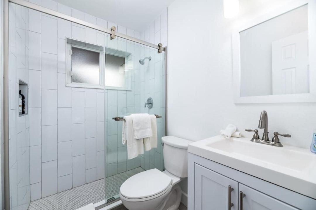 Photo of Bathroom in Middle River Terrace