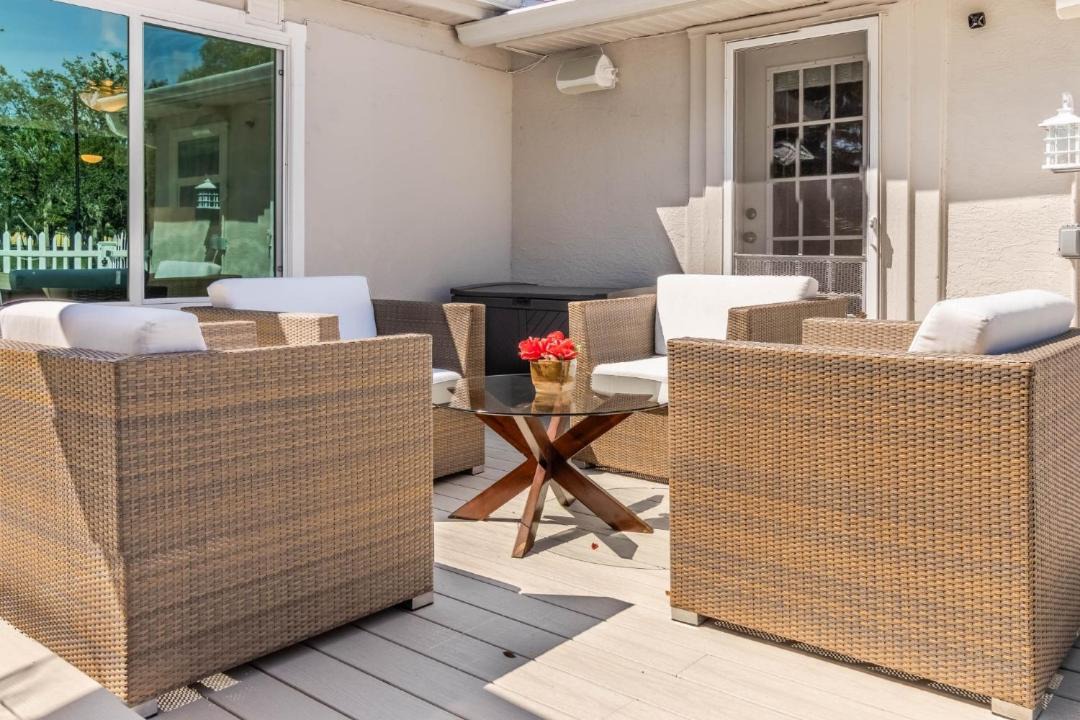 Photo of Patio Balcony in East Naples