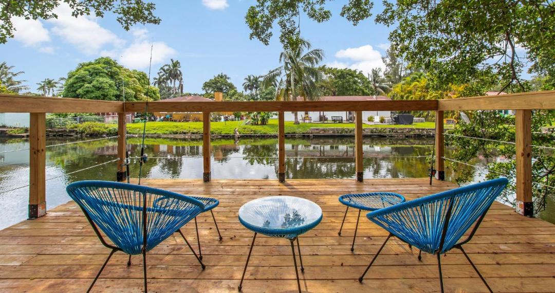 Photo of Patio Balcony in El Portal