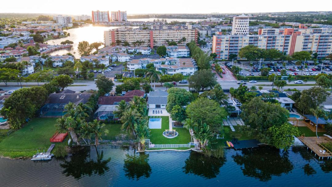 Photo of Others in North Miami Beach
