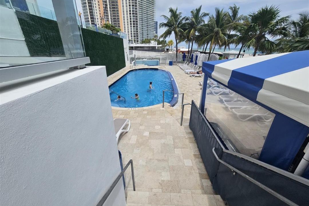Photo of Others in Sunny Isles Beach