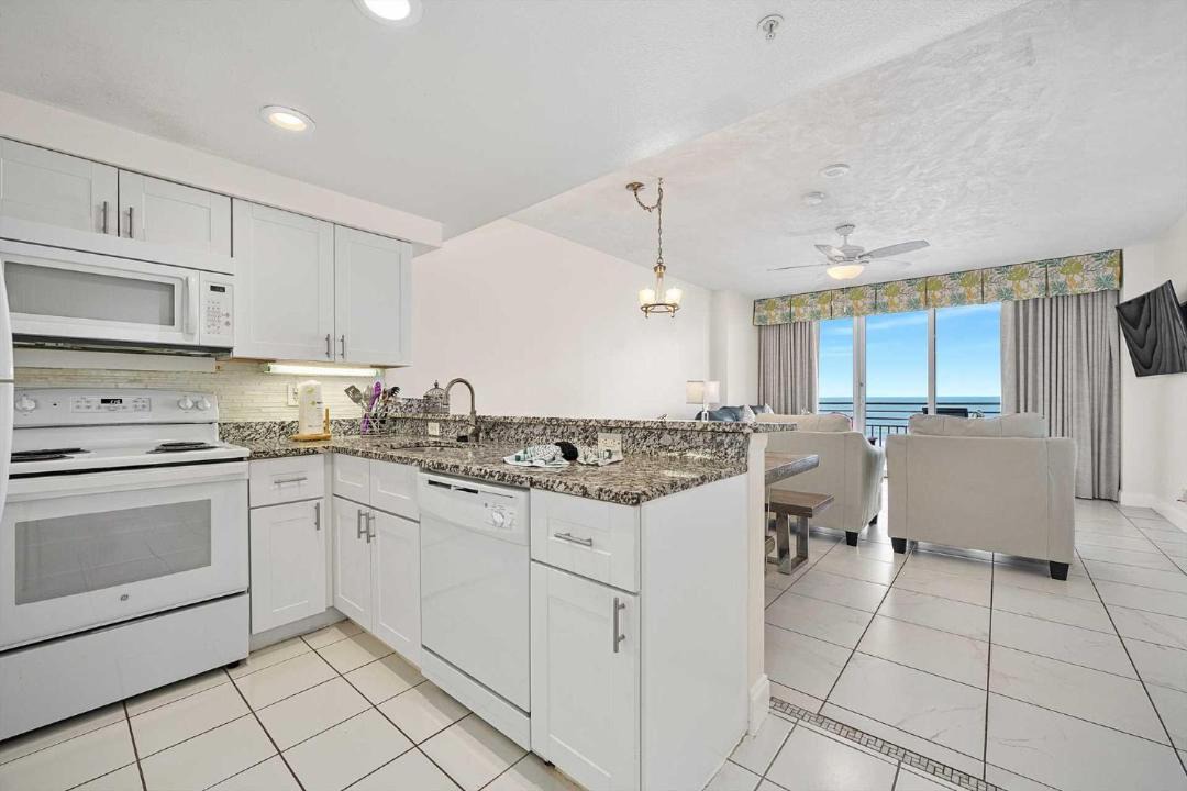 Photo of Kitchen in Brush - Stewarts