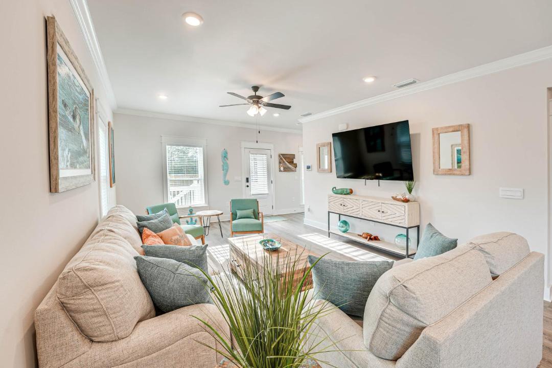 Photo of Livingroom in Carrabelle