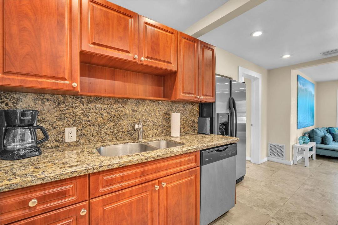 Photo of Kitchen in Southwest Coconut Grove