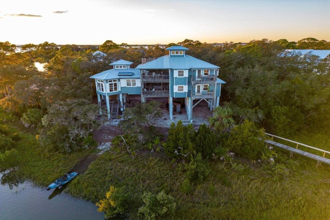 Photo of Others in Cedar Key