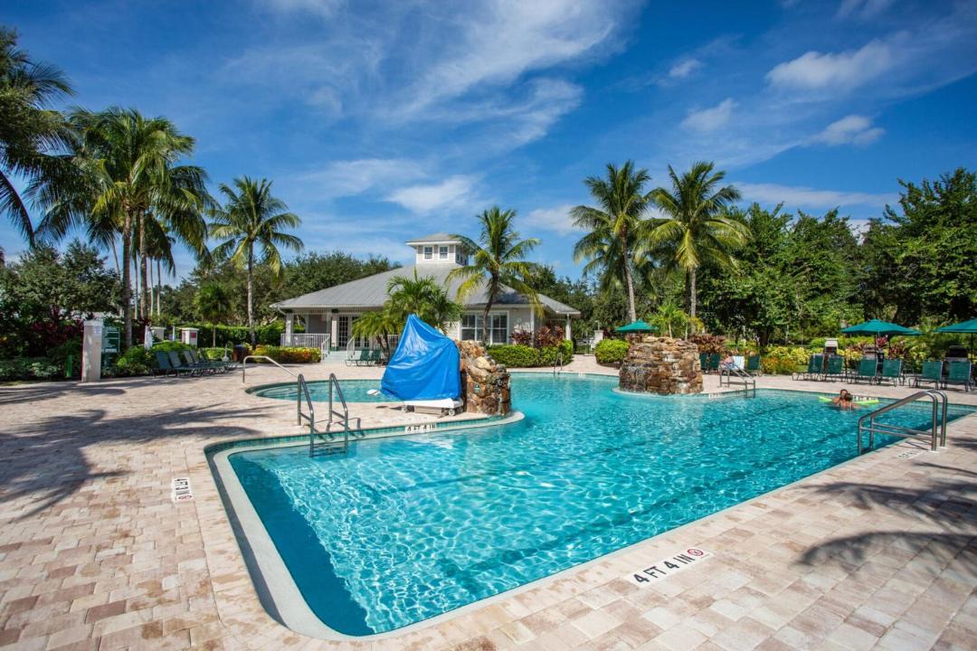 Photo of Outdoor in Naples
