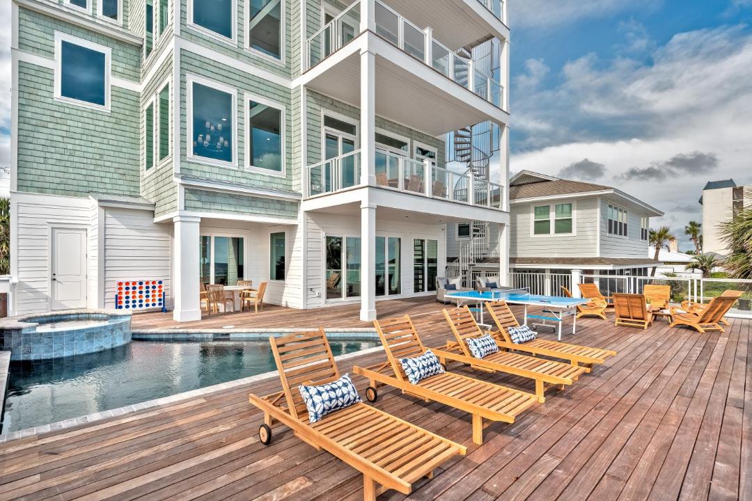 Photo of Patio Balcony in Kiska Beach