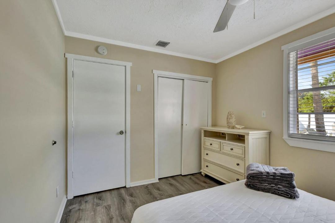 Photo of Others in Indian River Estates